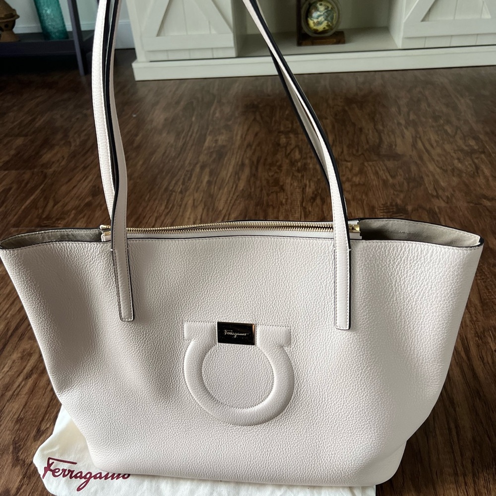 Salvatore Ferragamo city tote